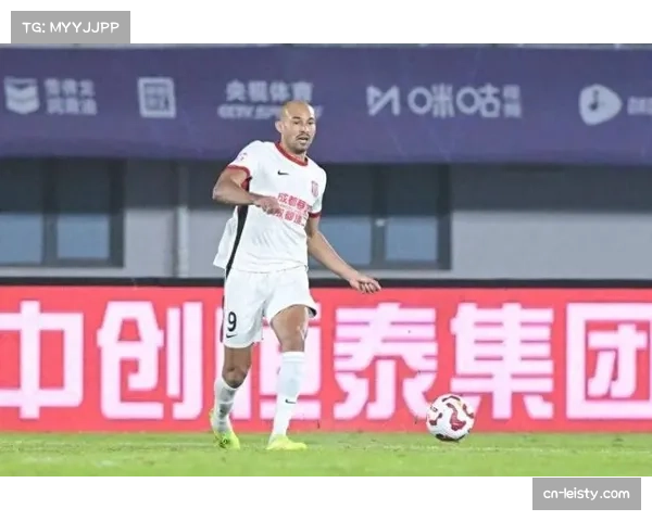 成都蓉城亚冠1-1战平广岛三箭，费利佩点射加藤陆次树扳平